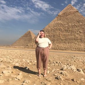 Meet your Posher, Danika